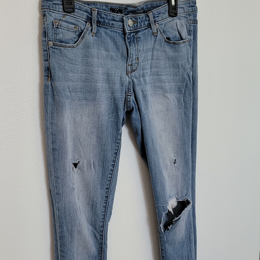 Distressed Jeans